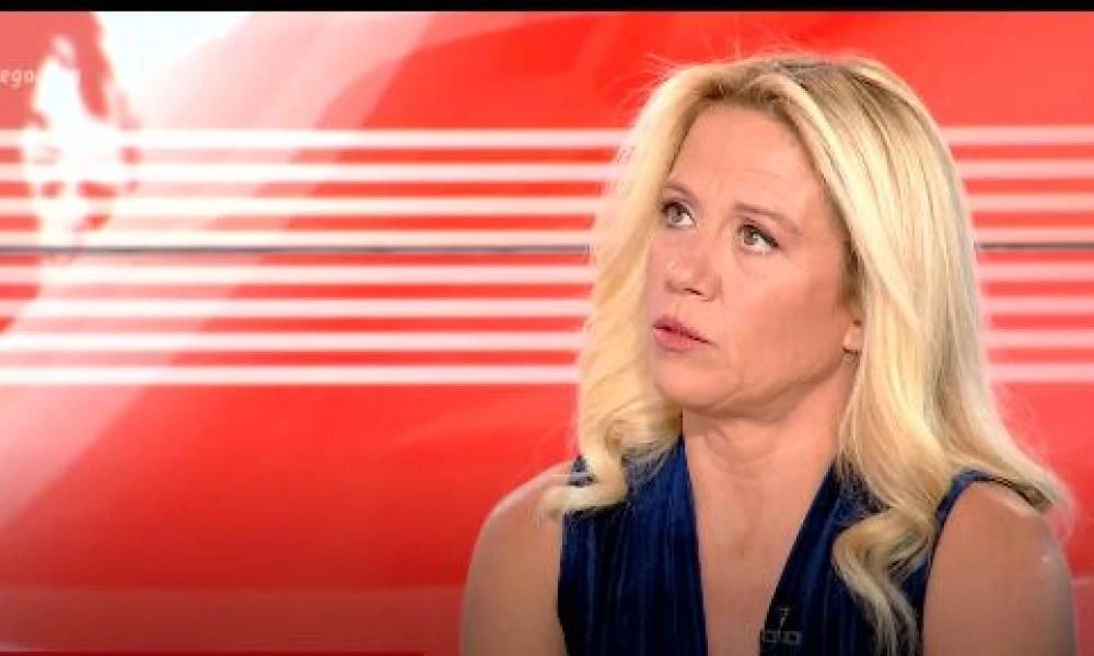 Η πρώην διεθνής πολίστρια Μάνια Μπίκοφ καταγγέλλει παρενόχληση από γιατρό